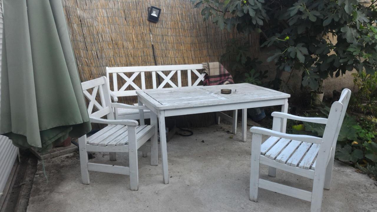 Small Guest House Odessa Esterno foto